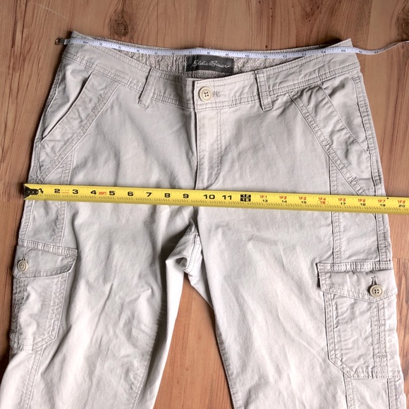 EDDIE BAUER Cargo Capri Crop Pants Khaki Size 6 Women’s - Picture 7 of 13
